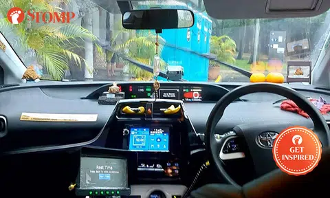 Cabby goes above and beyond to help woman and her wheelchair-bound mum at Mandai Columbarium