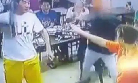 Men throw soup, threaten to hit employees with stool in Malaysia restaurant -- as they didn't like the food