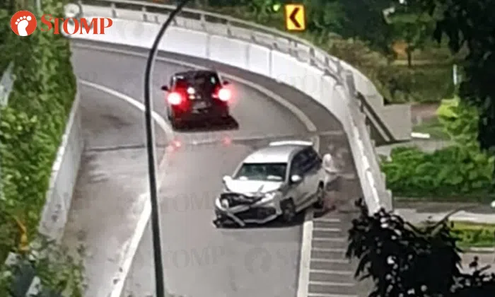 Driver taken to hospital after skidding car in Toa Payoh | STOMP
