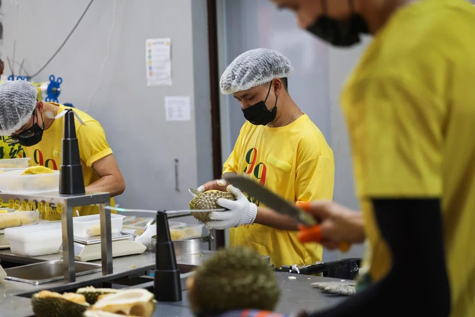 Most parlours in Singapore do not stock the rare Tupai King variety. 