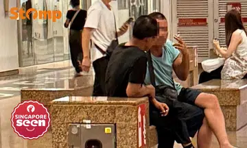 smoking in MRT, Chinatown MRT station, SBS Transit