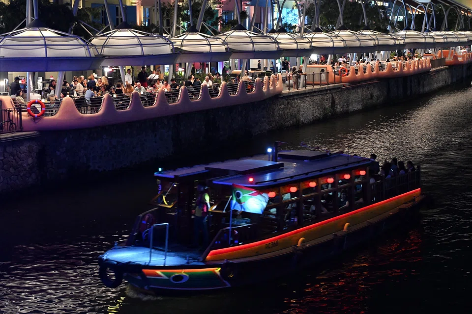 longer liquor trading hours at Clarke Quay and Boat Quay