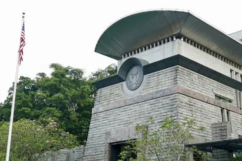 The US Embassy in Singapore said that “there is no change to the H-1B1 process at this time”.