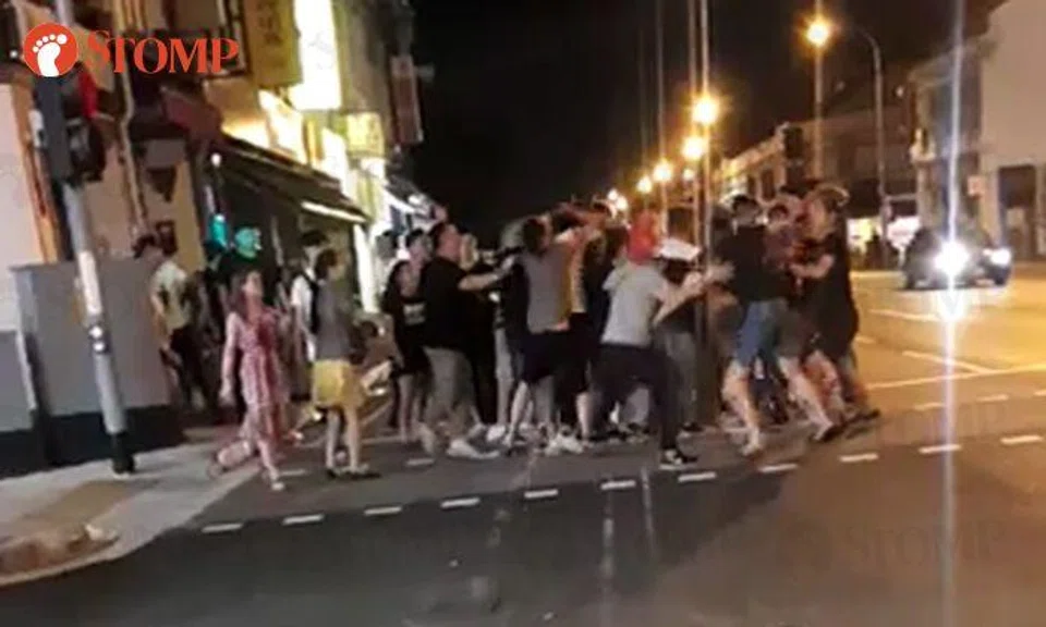 Brawl breaks out at Geylang Road, police looking into matter