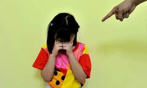 Pregnant woman slapped and pinched boy and girl in pre-school and even trapped boy under table
