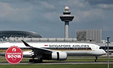 SIA apologises to business-class passenger for 'distress' caused by defective lavatory door before take-off
