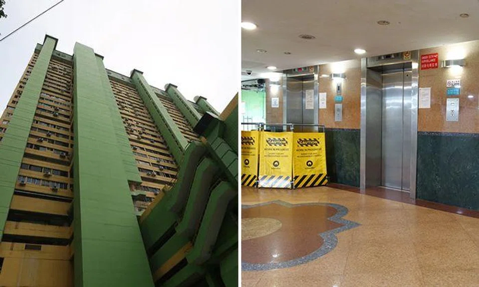 Lifts at People's Park Complex break down, 15 people trapped over half hour