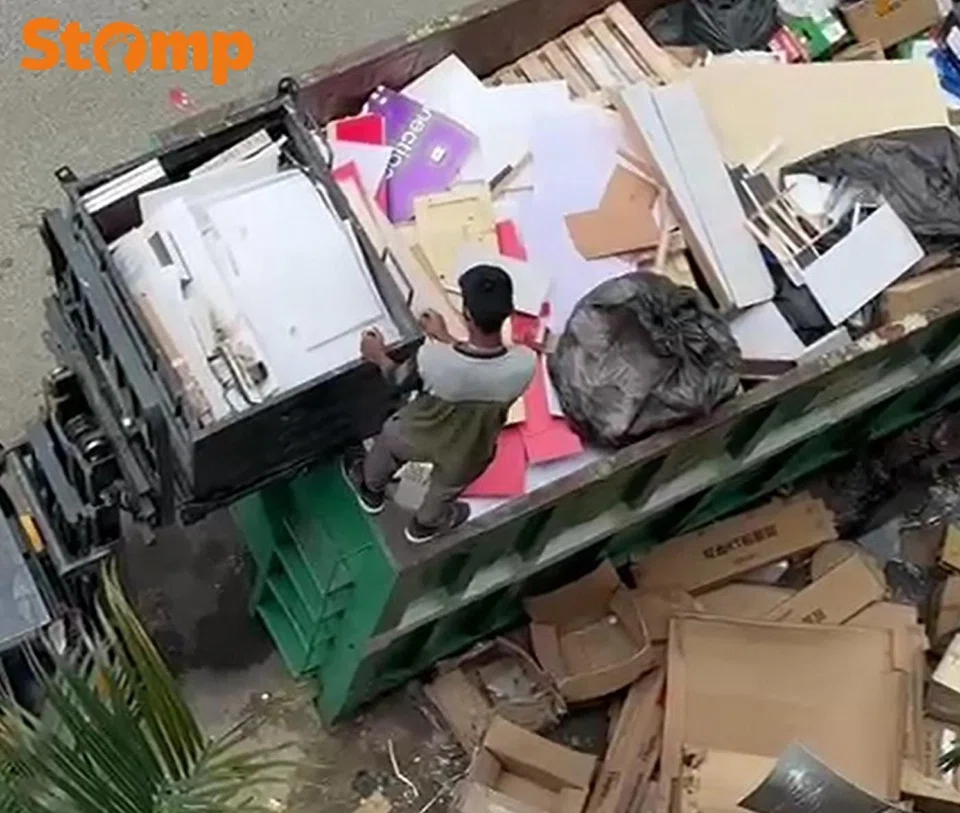 Stomper concerned after spotting unsafe practices, including workers standing on bin and driving forklift without licence, at Ubi