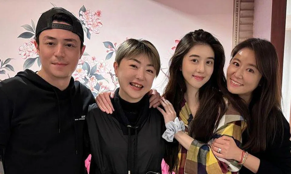 Quan Yifeng and daughter Eleanor Lee meet 'sister' Ruby Lin and 'brother' Wallace Huo