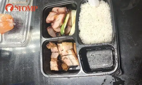 Man surprised stall charged him extra 80 cents for food to be separated in his own container