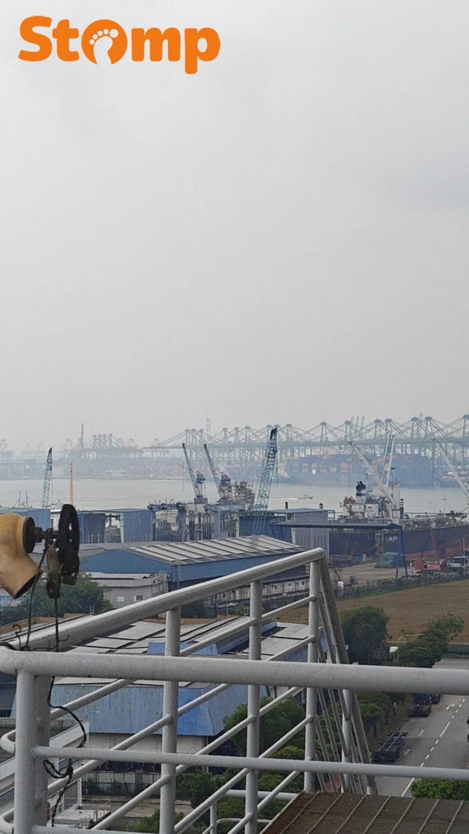 Singapore haze hits unhealthy air quality levels