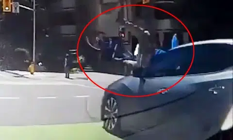 Horrific accident in Canada shows why it's dangerous to beat red light