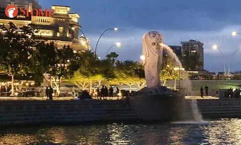 Body of 31-year-old man found floating in waters off Merlion Park, police investigating