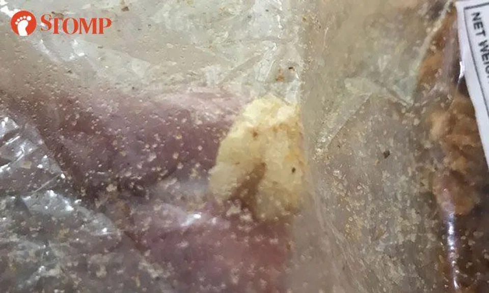 "Tooth" woman claimed to find in packet of fried onions made from starch-based material: AVA