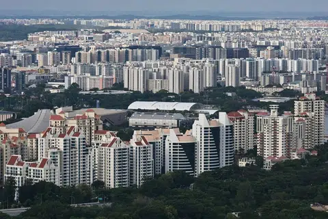 From Dec 1, seniors need not top up their RA up to $60,000 to qualify for SHB if their CPF housing refunds exceed $60,000.