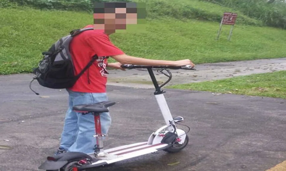 LTA impounds E-scooter belonging to man caught riding it along Mandai Rd