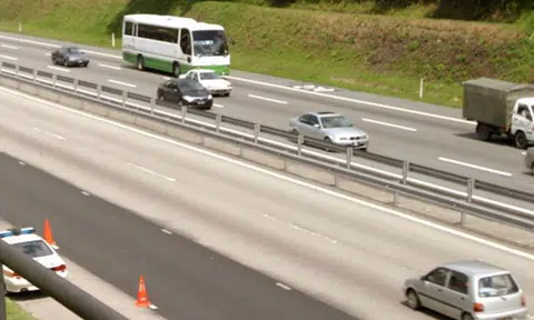 S'porean poly student speeding on Malaysian highway gets S$3,892 fine -- after getting caught by speed tracker in rented car