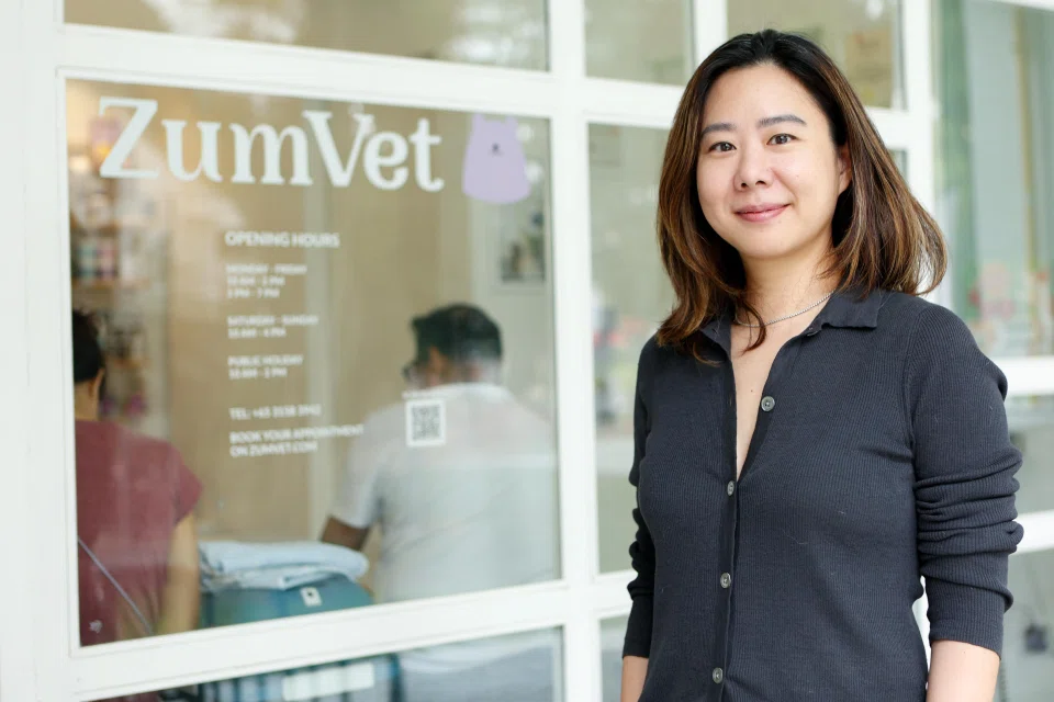 In an interview with Lianhe Zaobao in March, Ms Athena Lee said the ZumVet platform had partnered with 90 online veterinarians and had 9,000 monthly active users. PHOTO: LIANHE ZAOBAO