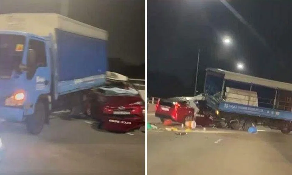 The police said they were alerted to the accident along the CTE towards the Ayer Rajah Expressway at 8.25pm. PHOTOS: SCREENGRAB FROM SGROAD BLOCKS_TRAFFIC NEWS/TELEGRAM