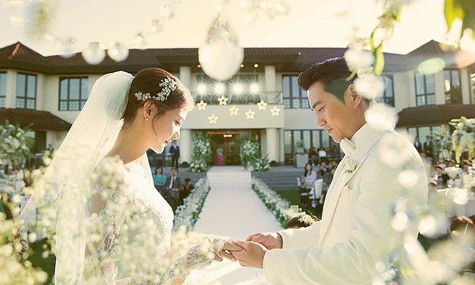 Gorgeous celeb couple get married -- but there's no romantic proposal