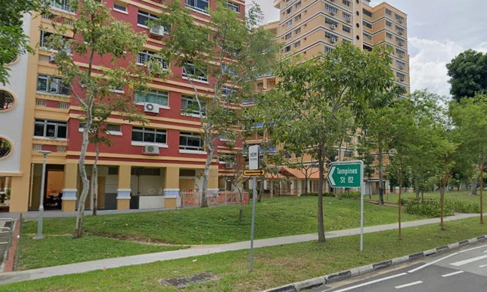 Man leaves note insulting islam and pork in front of Tampines flat