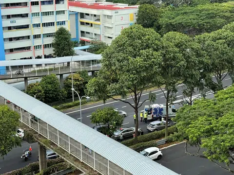 Four people were taken conscious to Changi General Hospital after a six-vehicle collison on the PIE.