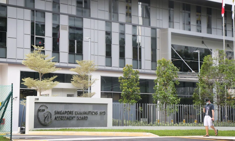 Alleged discrepancy during O-level english oral examination