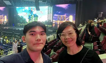 The Kallang Pass winner Thevin Ong took his mother, Lau Li Ping, to George Lam and Sally Yeh’s concert at Singapore Indoor Stadium in April.