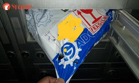 SingPost apologises for delay in assisting Bukit Batok resident whose parcel was stuck in mailbox