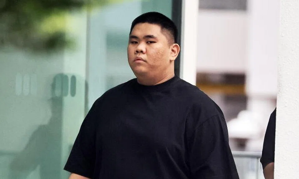 Man cheated 14 victims of over $122k, which he spent on gifts for live streamers and personal expenses