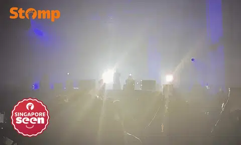 Spotlight shining into audience's eyes and other woes at Terry Lin concert: 'Can see speakers only'