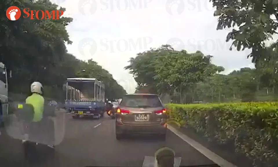 Motorcyclist dies after suddenly falling onto road and getting run over ...