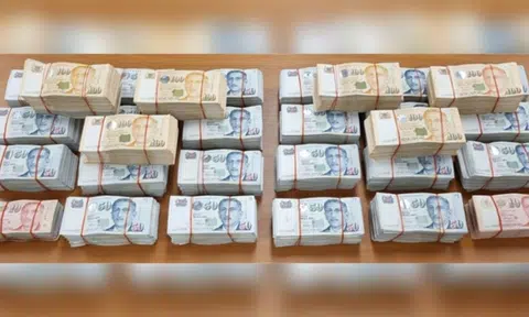 More than $1 million seized, 7 men rounded up in police raid of two unlicensed remittance businesses