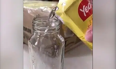 Ms Zheng had bought the chrysanthemum tea from a FairPrice supermarket at White Sands Shopping Centre on Feb 1, reported Shin Min Daily News.