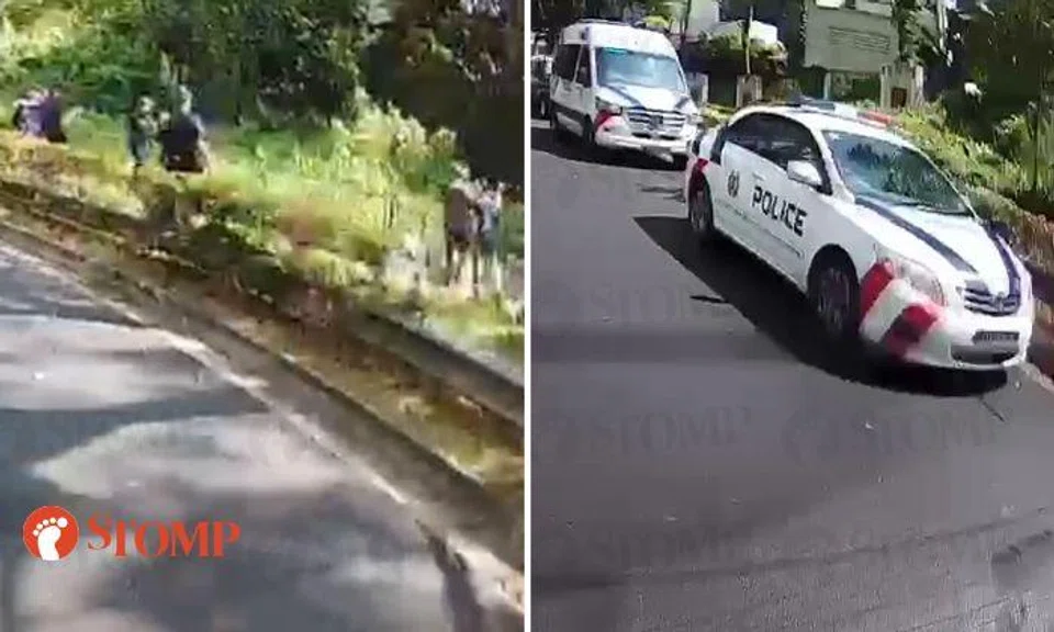 'Truckloads of Gurkhas' and police search Hume Avenue for 'object in drain'
