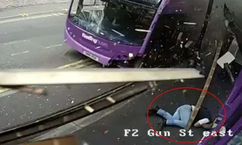 Real life British 'man of steel' gets hit by bus, walks off into bar with minor injuries