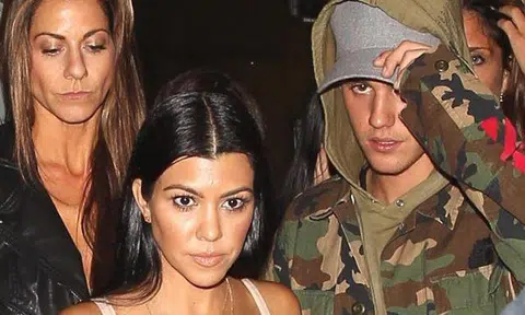 Awkward reunion: Kourtney Kardashian runs into ex Justin Bieber at club