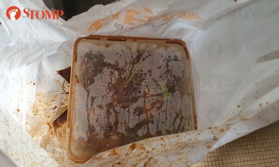 Foodpanda apologises after customer's order arrives with gravy spilled everywhere