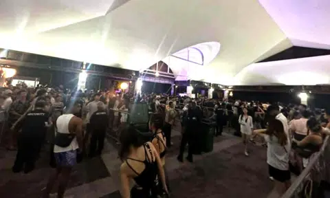176 caught with e-vaporisers at ZoukOut on Sentosa