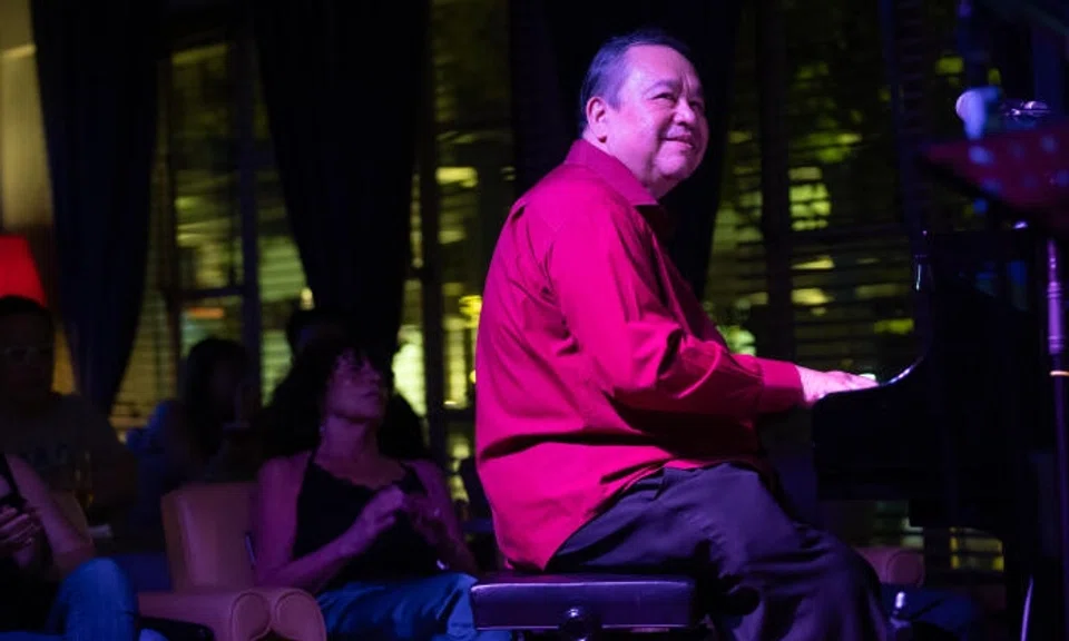 Singapore’s king of swing Jeremy Monteiro has lamented the state of the local music and gig-playing scene, pointing out how stagnant musicians’ wages have been over the years. Photo: Lianhe Zaobao