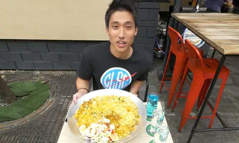 Competitive eater Zermatt Neo wolfs down 4kg of briyani in 33 min, says it's "not that filling"