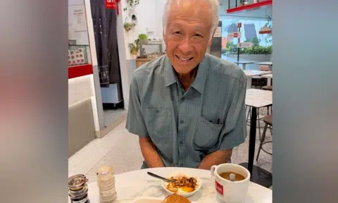 ng eng hen smoky breakfast toast