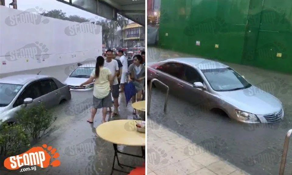 Drivers left stranded along Upper Thomson Road during flood caused by heavy rain