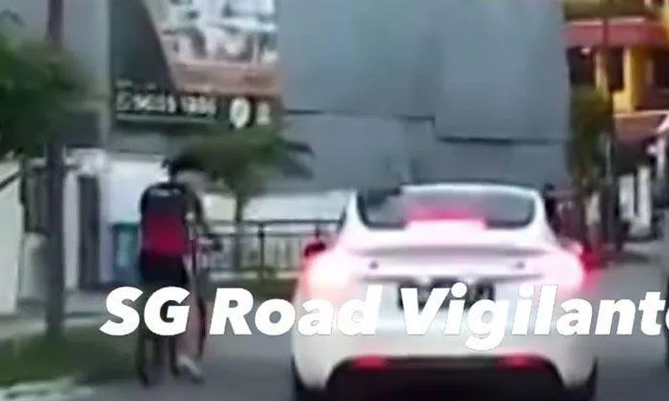 Tesla driver confronts cyclist at Florence Road and almost hits him with car