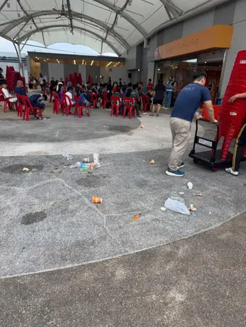 Littering after opening of The SGFR Store at Lot One Shoppers’ Mall