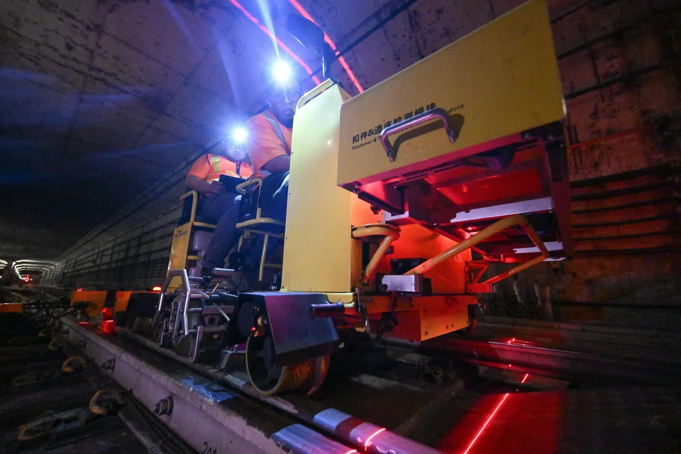 The rail rover can inspect around 4.5km of track per night, compared with 200m if done manually. 