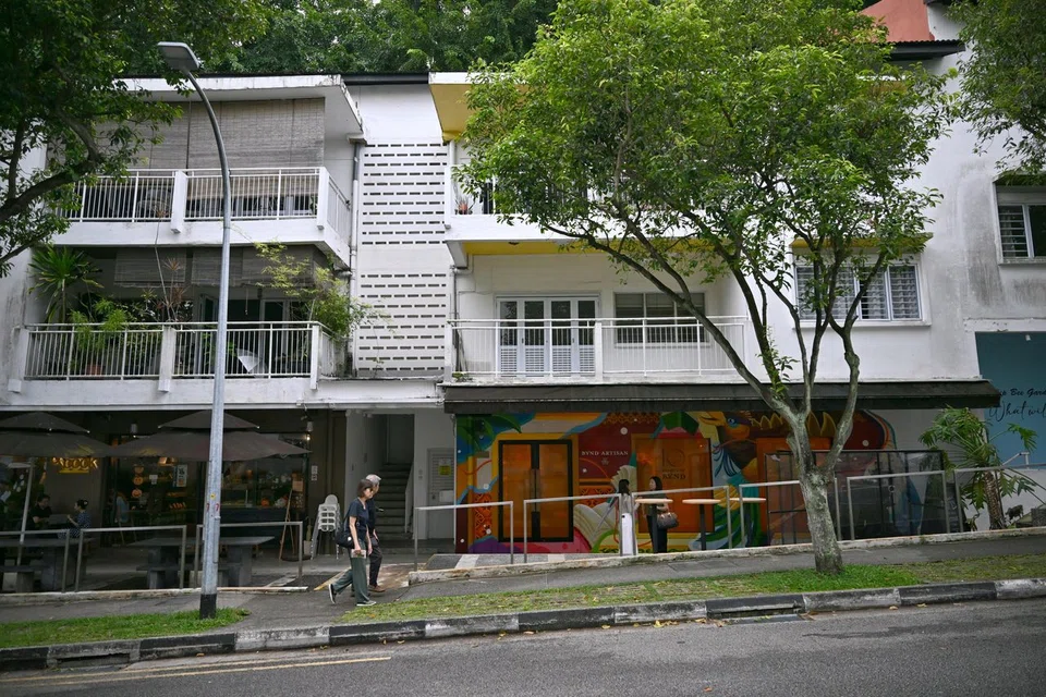 Terraced houses and walk-up apartments in Chip Bee Gardens are state properties managed by the Singapore Land Authority and are let out on a two-year lease via open tenders.