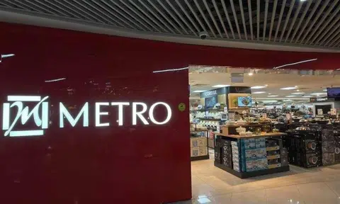 Shoppers lament Metro’s planned Paragon, Causeway Point exit