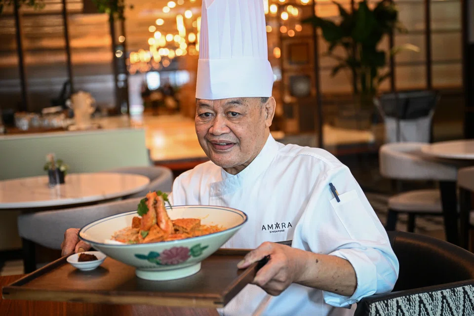 Why this 85-year-old waiter does not want to retire