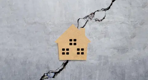 Woman with 5 properties wanted elderly dad's 4 homes